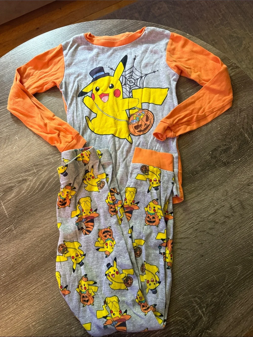 Pokemon Pikachu Gray & Orange Halloween Sleep Set